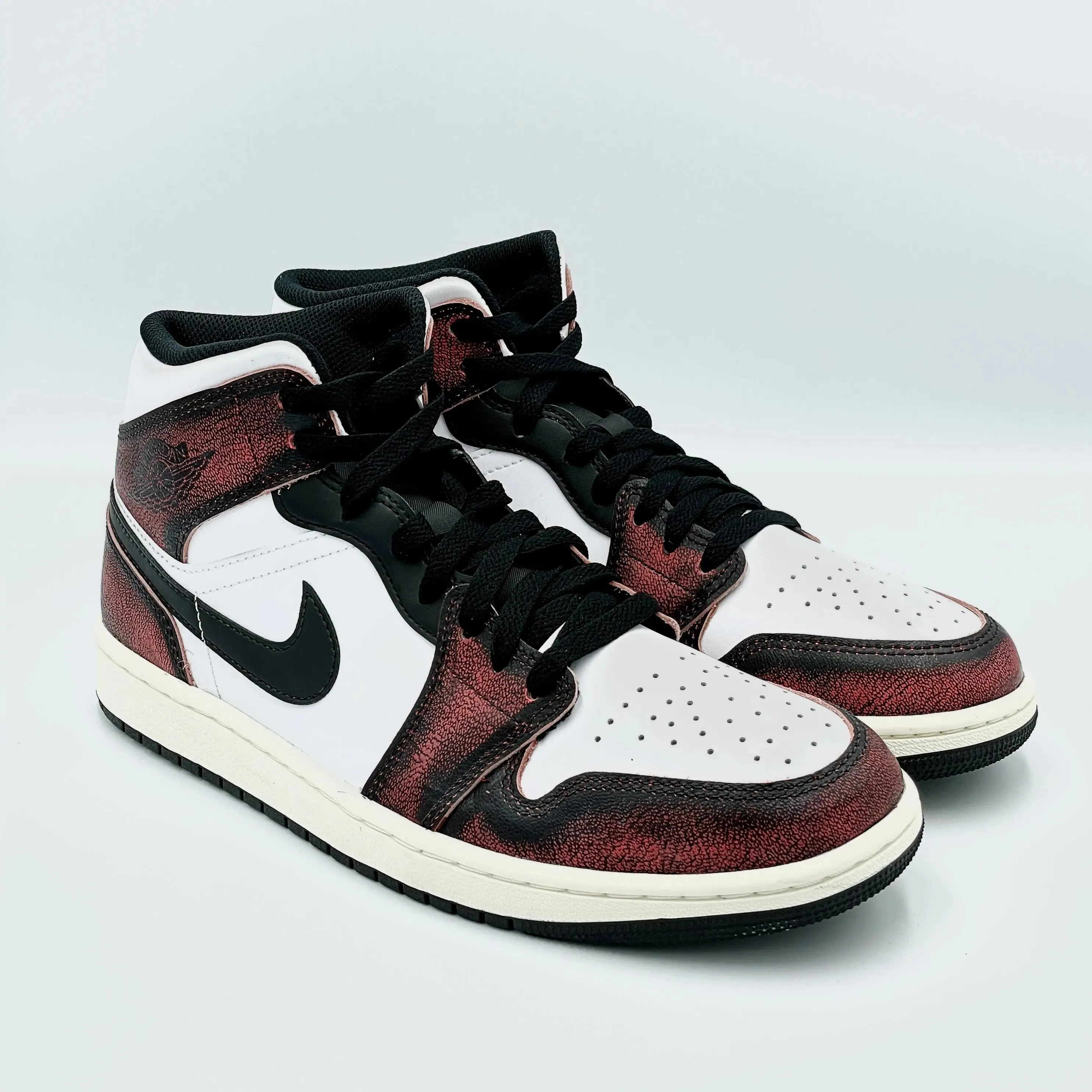 Jordan 1 Mid Wear-Away Chicago