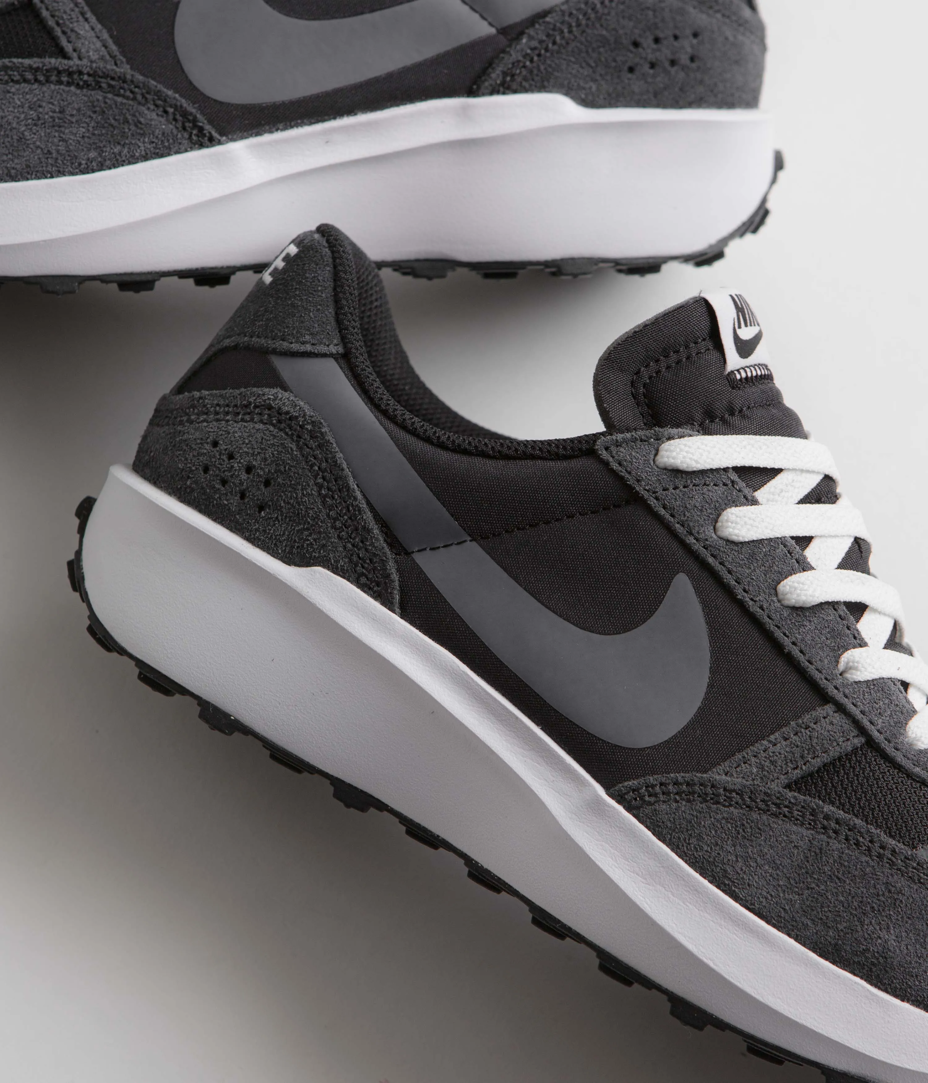 Nike Waffle Nav Shoes - Black / White - Off Noir