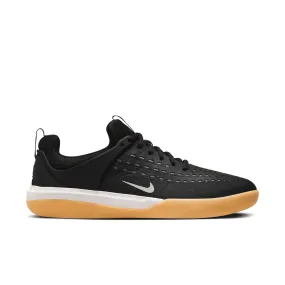 NYJAH 3 BLACK / WHITE / GUM