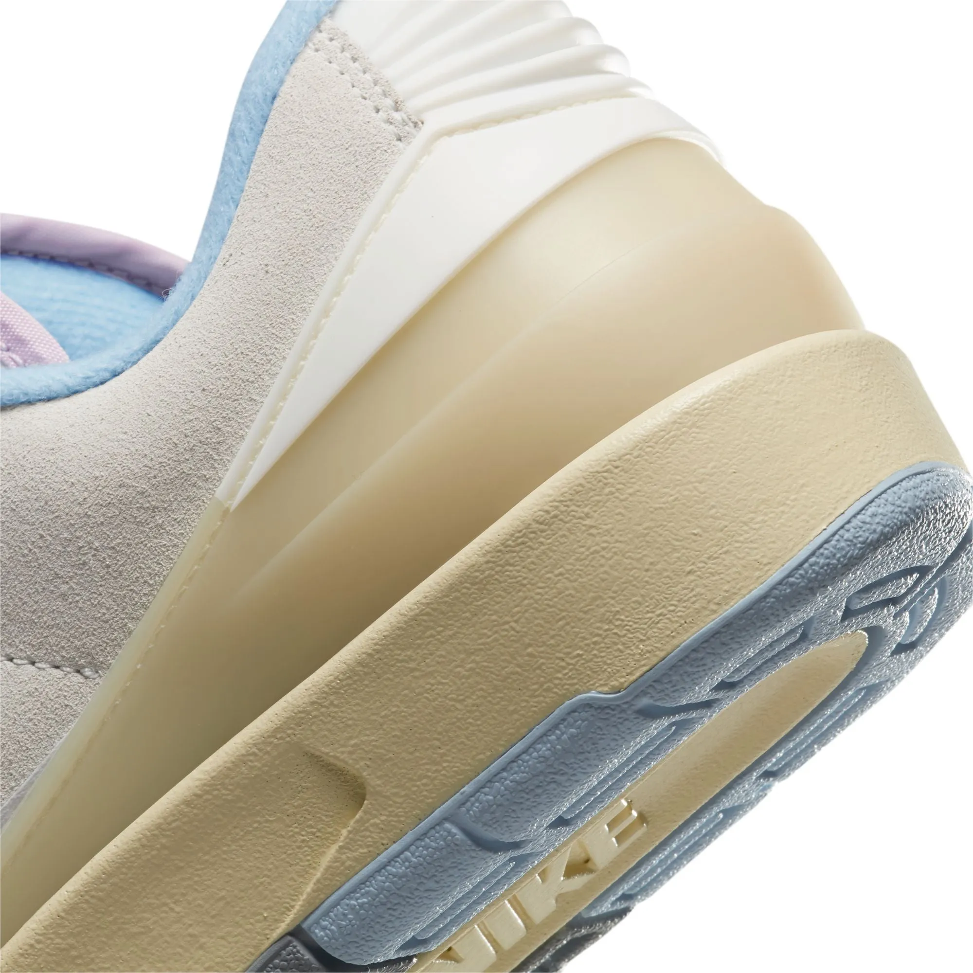 WMNS Air Jordan 2 Retro Low "Look, Up in the Air"